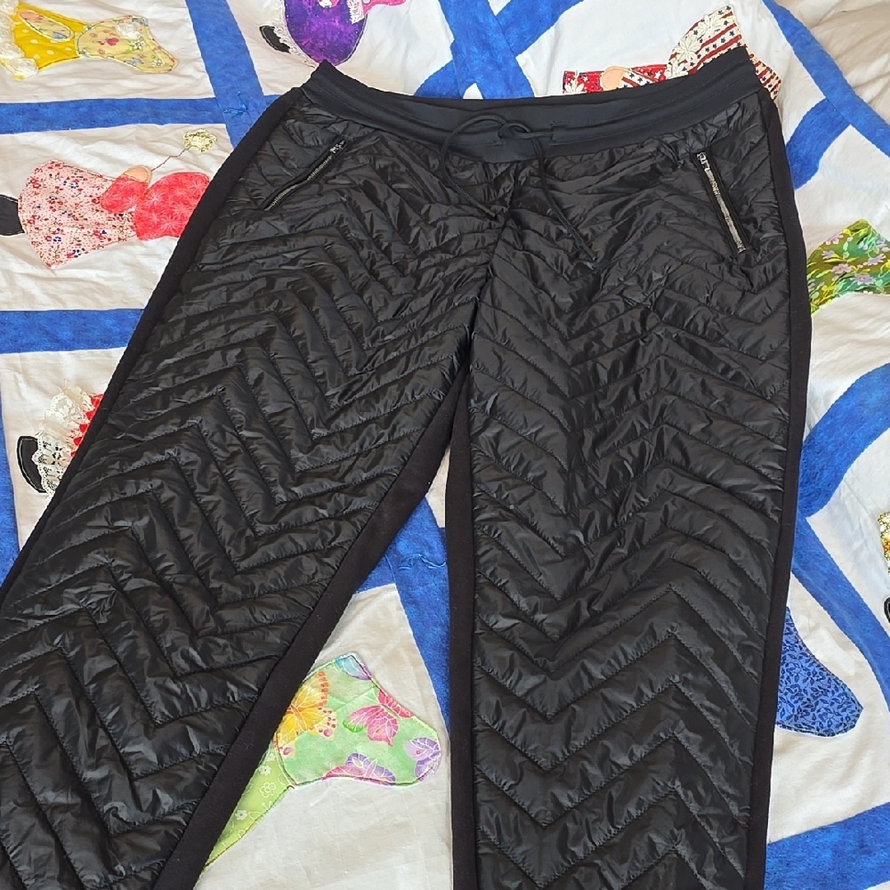 Black Quilted Jogger with Zipper Pockets